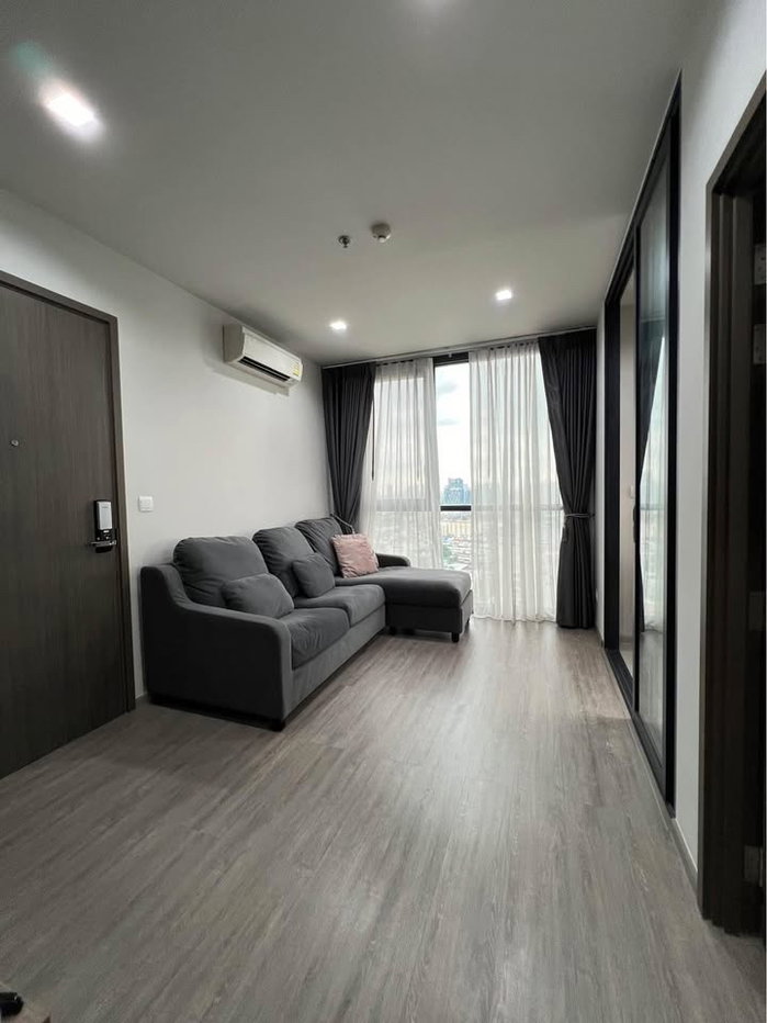 picture The Line Wongsawang Condo – 21st Floor, Corner Unit (Direct from Owner) - 3/13