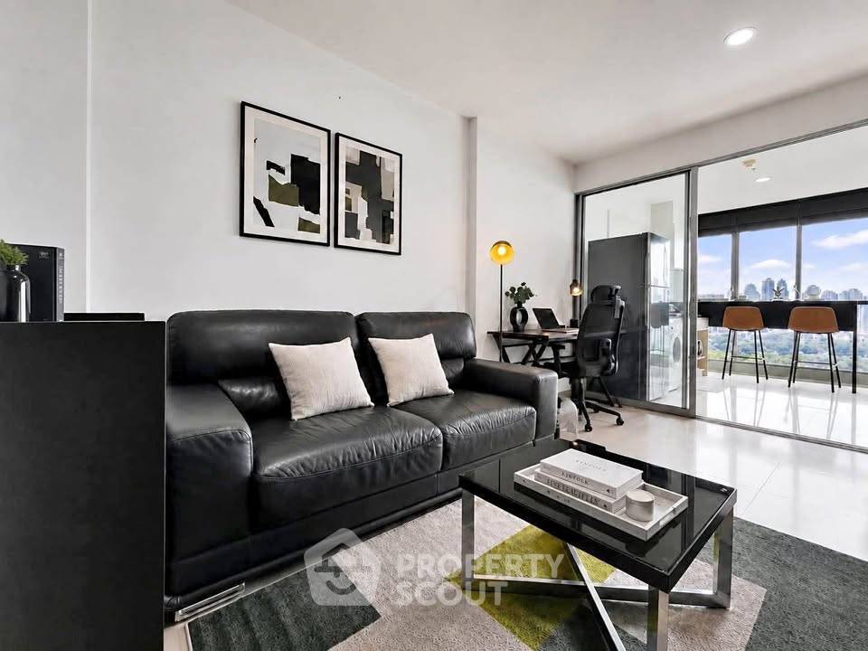 picture 23rd-Floor 1-BR 40 Sqm Condo At Rhythm Sathorn-Narathiwas Near BTS Chong Nonsi (ID 3102086) - 1/4
