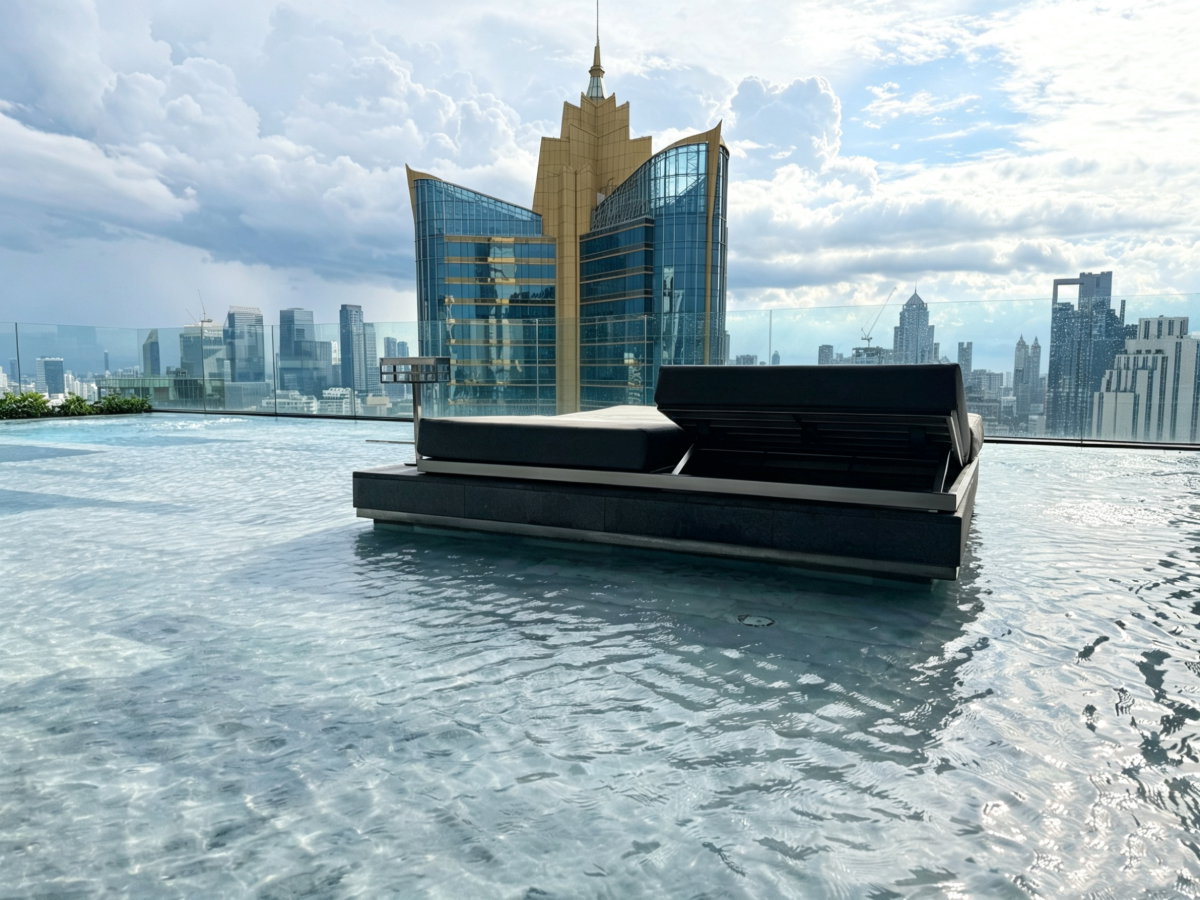 รูป Luxury 3-Bedroom for Rent at Celes Asoke – Prime Asoke - รูปที่ 15/17