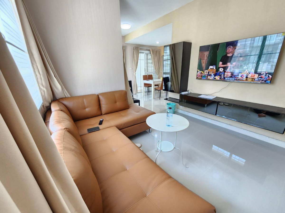 รูป H 992 ให้เช่า บ้านแฝด ม.The Village Bangna สภาพดี มีเฟอร์นิเจอร์ ใกล้เมกกะ บางนา ราคา 24,000 บาท - รูปที่ 2/11