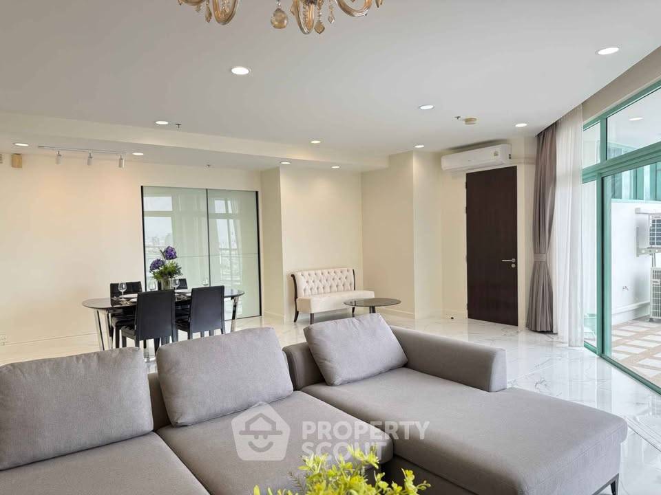 รูป คอนโด 3 ห้องนอน 200 ตร.ม. ชั้น 35 ที่ แชทริยม ริเวอร์ไซด์ฯ ใกล้ BTS สะพานตากสิน (ID 3099003) - รูปที่ 16/21