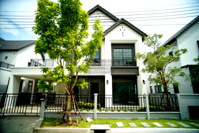 Houses for rent Mega Bangna : For Rent House , Centro Bangna , Bang Kaeo , Bang Phli , Samut Prakarn , CX-151522 ✅ Live chat with us ADD LINE @connexproperty ✅