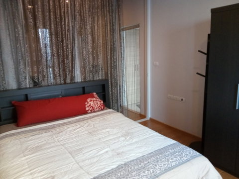P-55041 | Hive Taksin 🔥✨ 1-Bedroom Condo for Rent | High Floor | City View | Fully Furnished | Washing Machine | Only 110 m from BTS Wongwian Yai