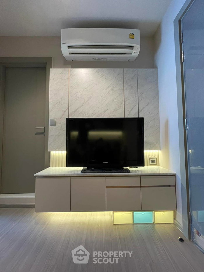 picture 23rd-Floor 1-BR Life Asoke - Rama 9, 300m To MRT Phra Ram 9 (ID 786802) - 7/19