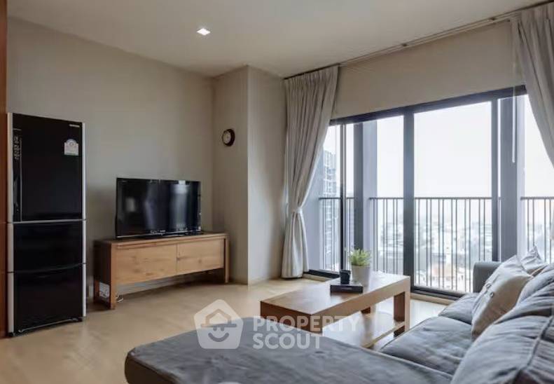 picture 2-BR Condo Noble Reveal Ekamai, 200m to BTS Ekkamai ð (ID 3094753) - 1/10