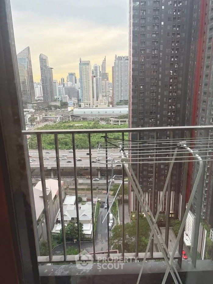 picture 2-BR Condo At Life Asoke - Rama 9, 25th-Floor Near MRT Phra Ram 9 (ID 3098914) - 8/8