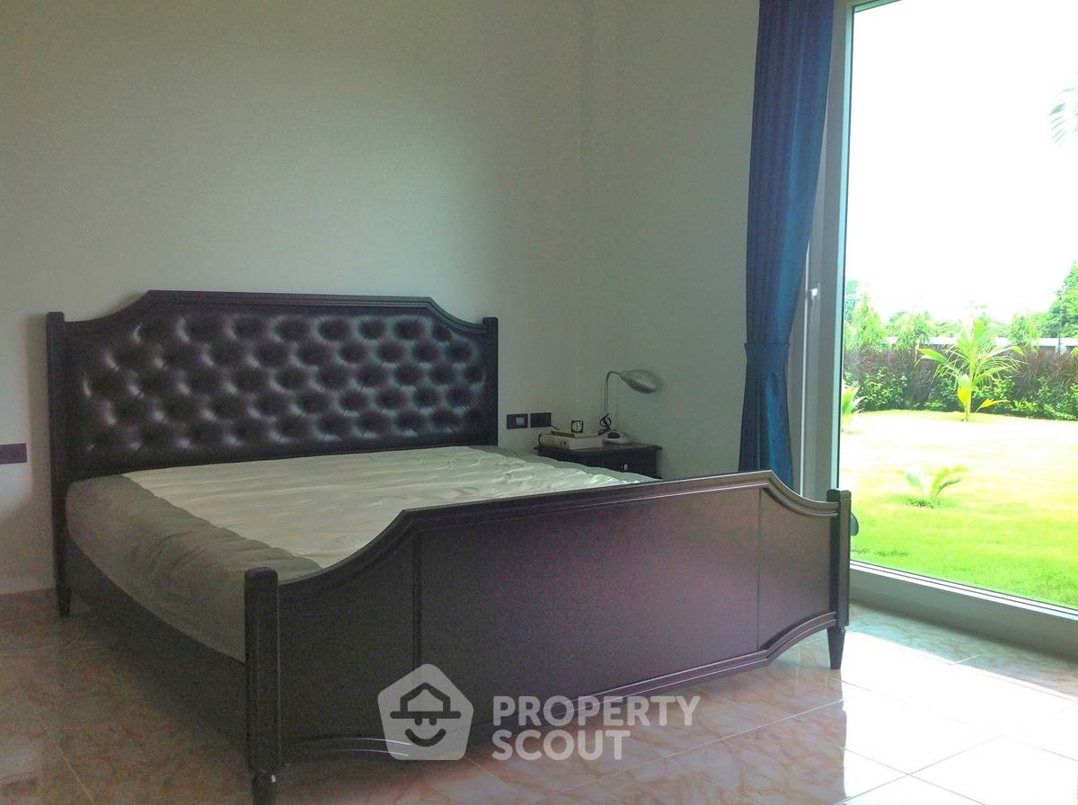 picture 4-BR Condo For Sale, Sunplay Bangsaray, Pattaya Sea Access (ID 3101421) - 23/28