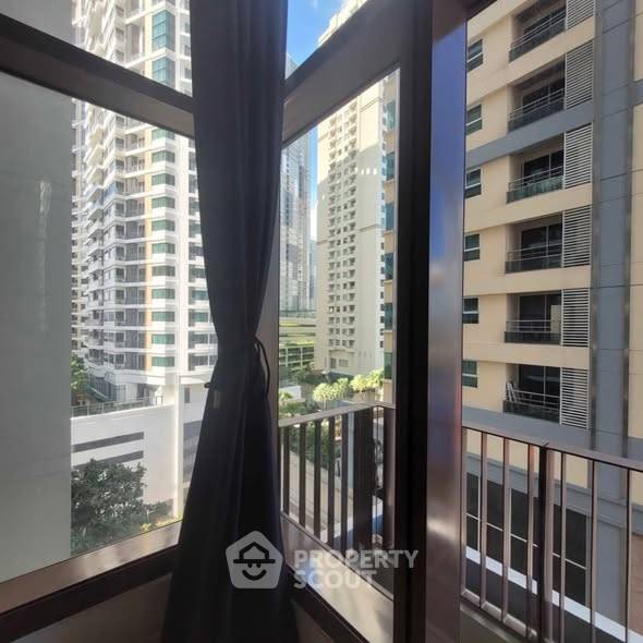 รูป คอนโด 1 ห้องนอน 90 ตร.ม. ชั้น 9 ที่ The Emporio Place ใกล้ BTS พร้อมพงษ์ (ID 3101330) - รูปที่ 3/10