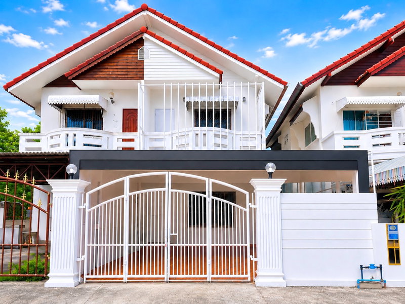 ขายบ้านเดี่ยว :  🏠 ขาย วังบัวตองบ้านแฝด 2 ชั้น  โซนสันทราย ใกล้ ม.แม่โจ้ T. 063-6649056