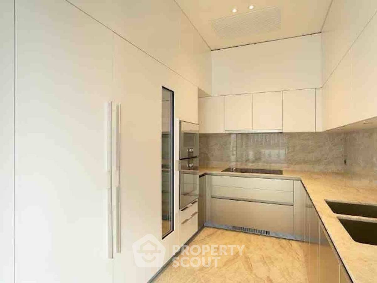 picture Pet-Friendly 2-BR 157 Sqm Condo At SCOPE Langsuan, 200m to BTS Chit Lom (ID 3099079) - 16/38