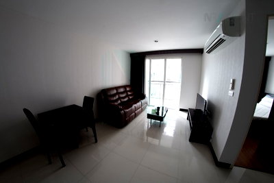Condos for rent : For rent condo VOQUE SUKHUMVIT 16 Building A, Floor 3,1 bed room, Room size 40 sqm