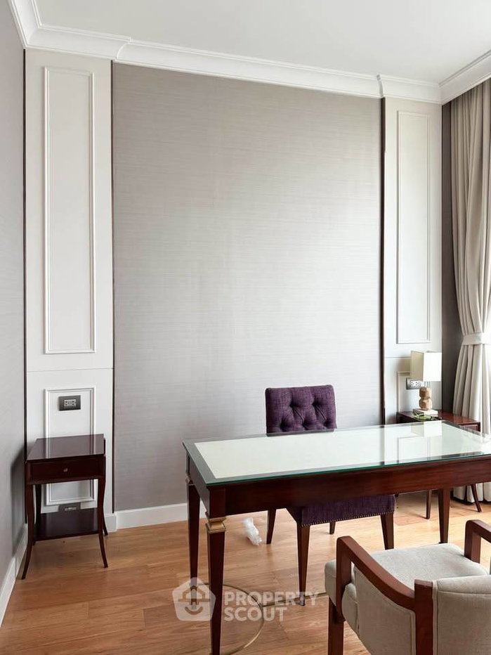 picture 2-BR Condo At Sindhorn Residence, 158 Sqm Near BTS Ratchadamri (ID 3098160) - 3/12