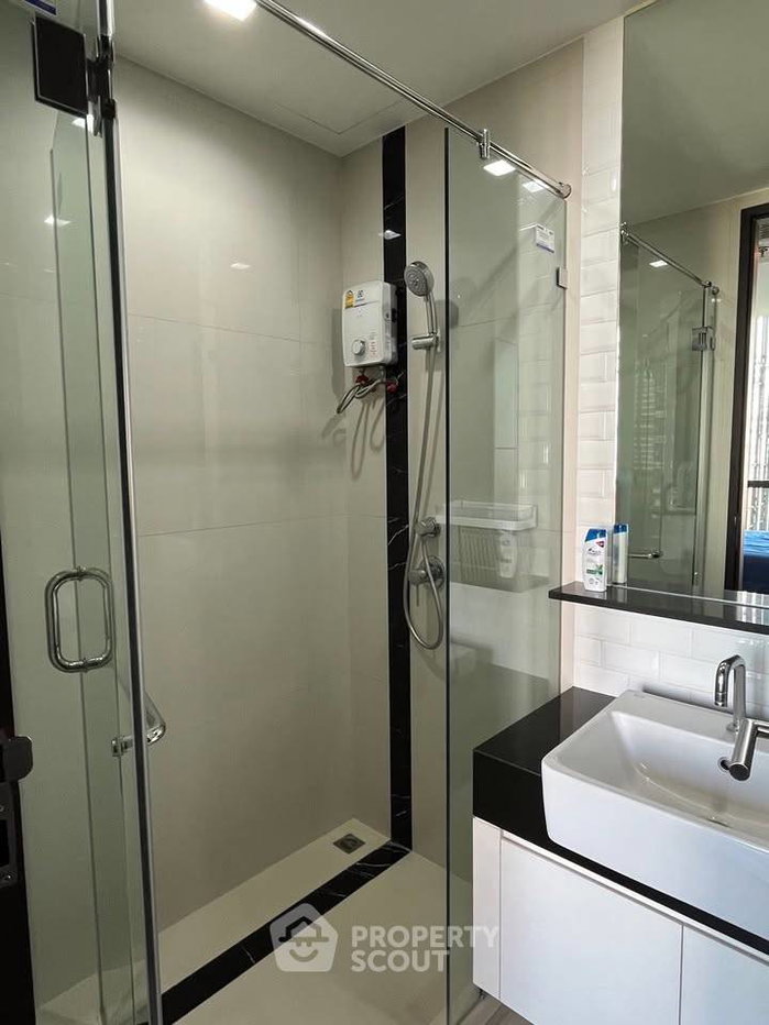 picture Well-Priced 1-BR 35 Sqm Wish Signature Midtown Siam near BTS Ratchathewi (300m) (ID 3100885) - 7/11