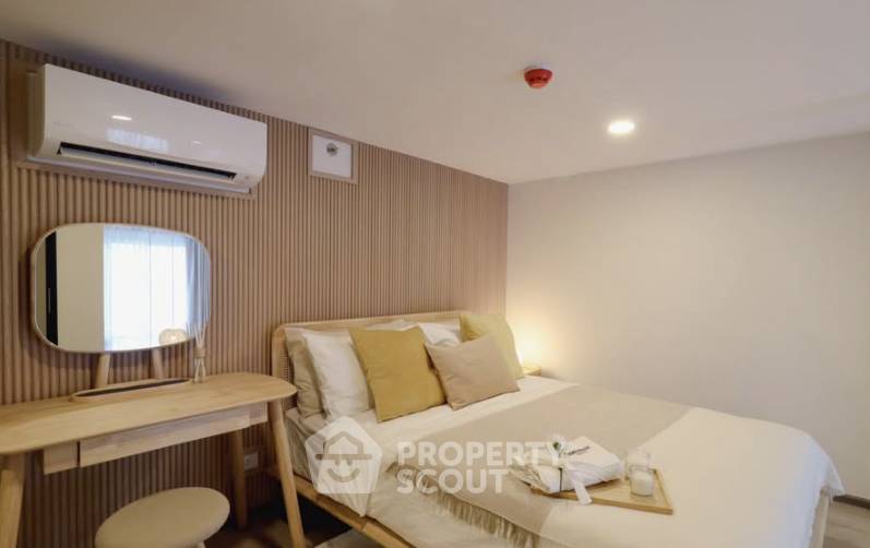 picture 18th-Floor 2-BR 48 Sqm Condo at SOHO Bangkok Ratchada, 200m to MRT Huai Khwang (ID 3086764) - 3/11