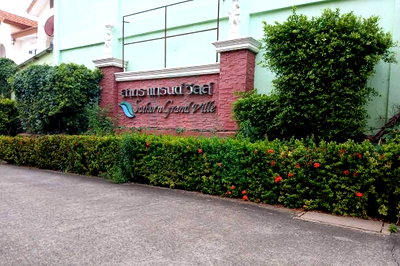 Townhouses for sale Bangkok : For Sell Town house SATHORN GRAND VILLE 2-story 4 bedroom 2 bathroom