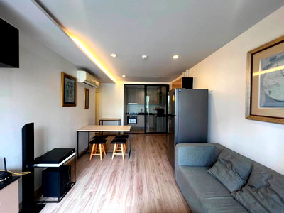 Condos for rent : The Unique 19. 2bed 63sq.m. Line id: @pfagent
