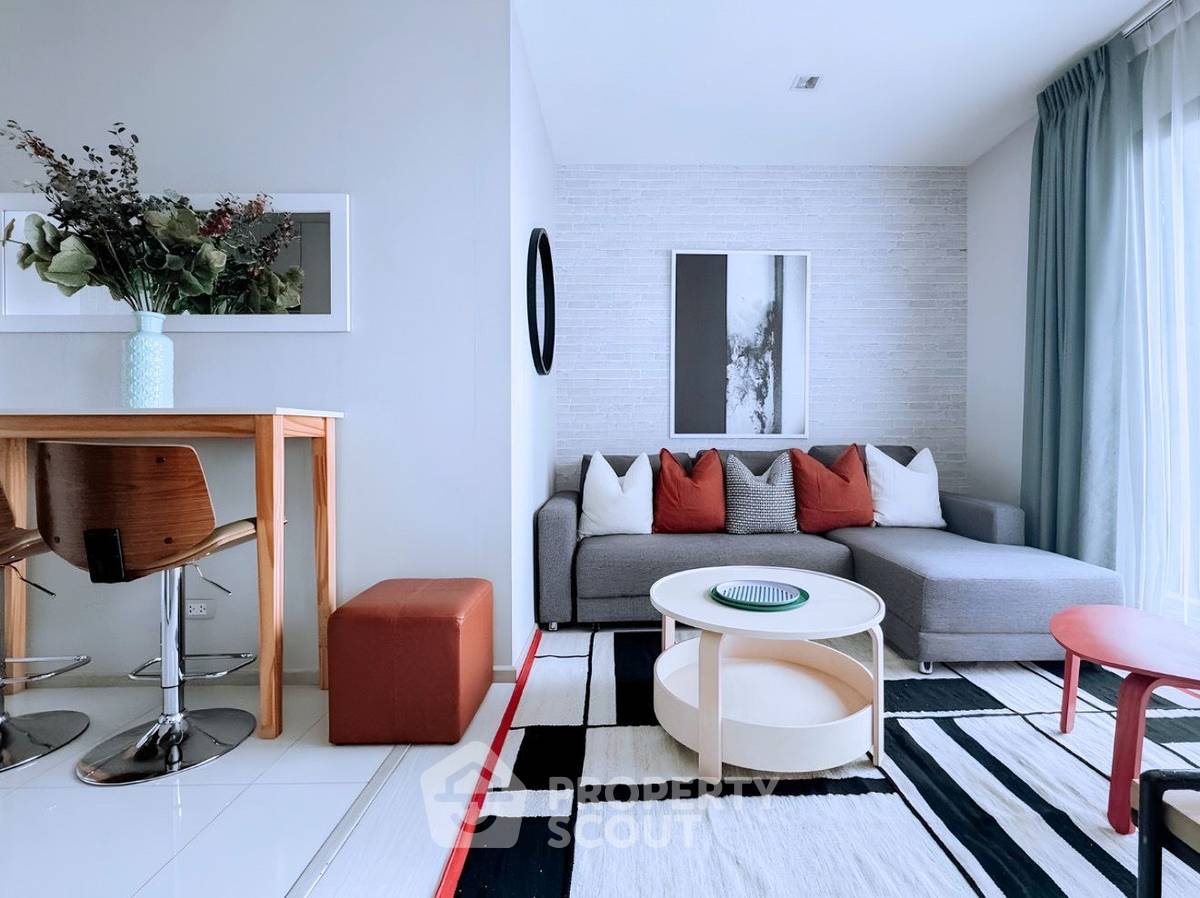 picture 1-BR 34 Sqm Condo At Rhythm Sukhumvit 36-38, 300m to BTS Thong Lor (ID 3100423) - 2/10