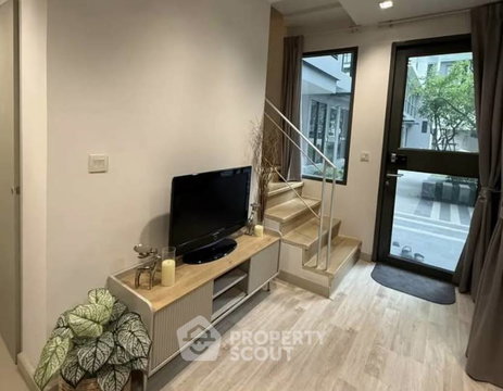 1-BR Condo For Sale Ideo Mobi Rama 9, 200m to MRT Phra Ram 9 (ID 3088204)