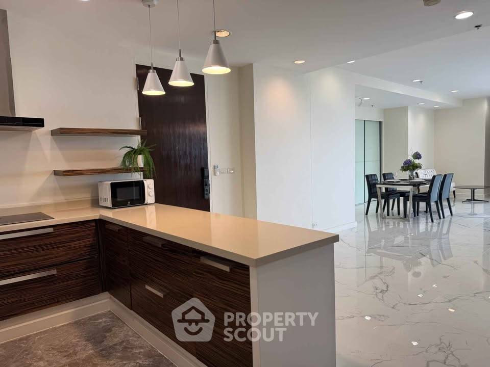 รูป คอนโด 3 ห้องนอน 200 ตร.ม. ชั้น 35 ที่ แชทริยม ริเวอร์ไซด์ฯ ใกล้ BTS สะพานตากสิน (ID 3099003) - รูปที่ 11/21