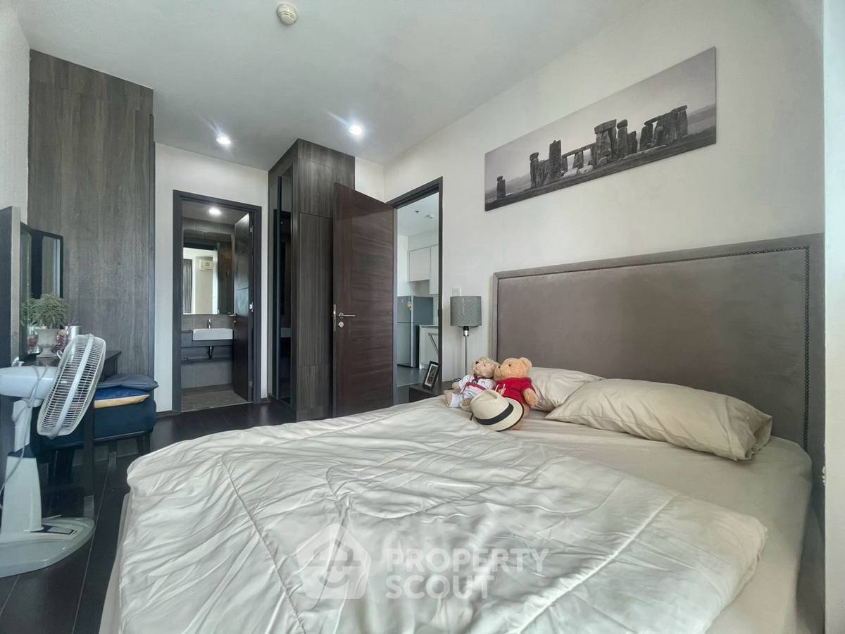 picture 1-BR 35 Sqm On 33rd Floor at C Ekkamai, Near ARL Ramkhamhaeng (ID 3100373) - 4/8