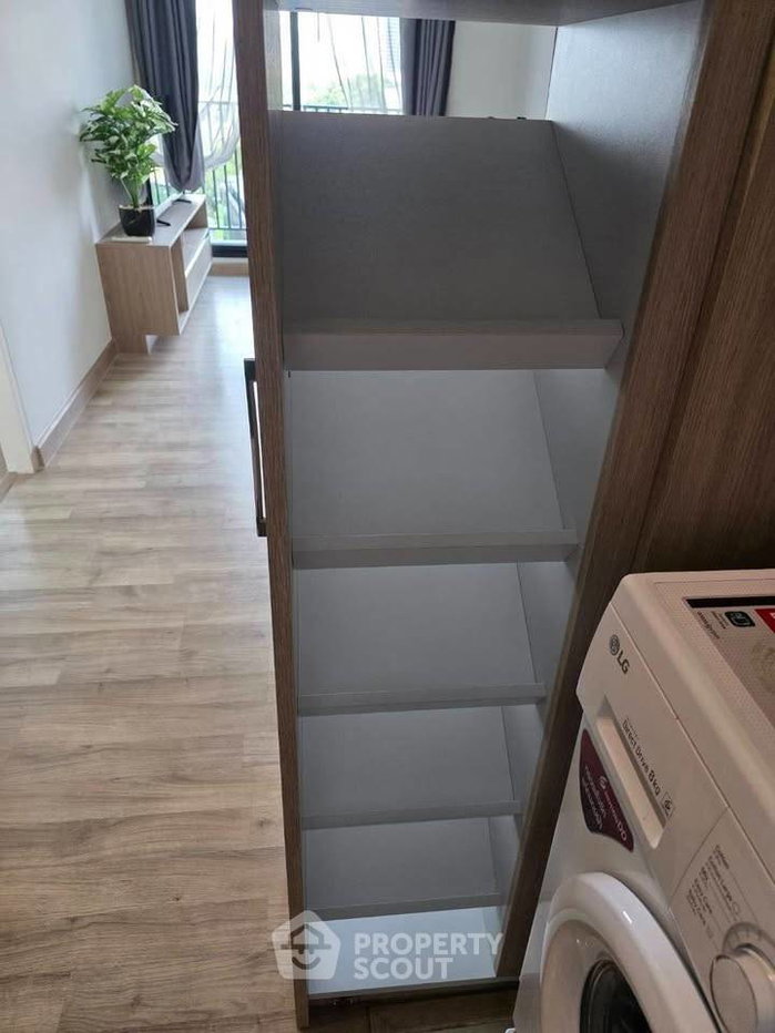picture Attractive 2-BR Condo, Niche Mono Sukhumvit-Bearing, 400m to BTS Bearing (ID 3098356) - 4/13