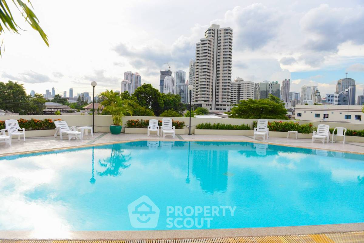 รูป คอนโด 2 ห้องนอน ราคาเหมาะสม ที่ บ้าน สุขุมวิท ใกล้ BTS ทองหล่อ (ID 692979) - รูปที่ 5/9