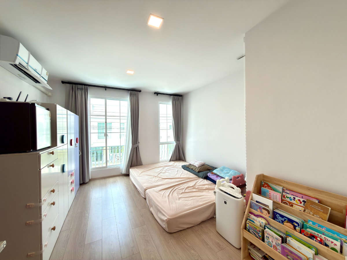 รูป [ขาย] ทาวน์โฮม Villaggio 3 สภาพใหม่กริบ! ต่อเติมครบจบพร้อมอยู่ 3 นอน 3 น้ำ เพียง 4.99 ล้านบาท - รูปที่ 19/27