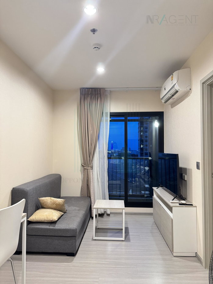 picture For Rent Condo ASPIRE ERAWAN PRIME Building , Floor ,1 bed room, Room size 27 sqm - 1/8