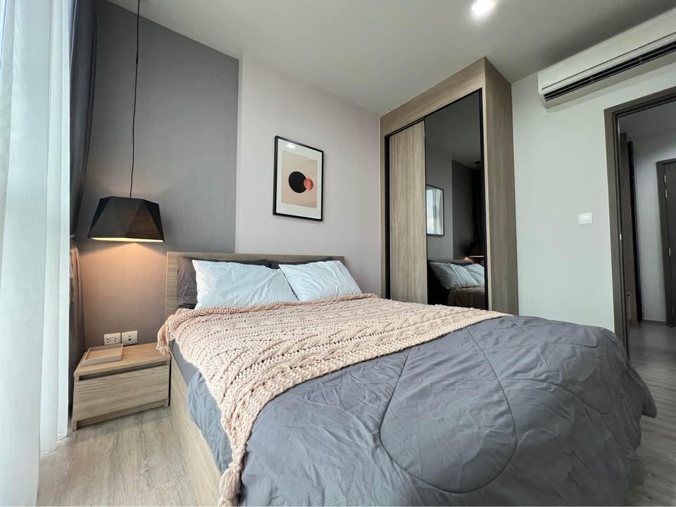 picture The Line Wongsawang Condo – 21st Floor, Corner Unit (Direct from Owner) - 2/13