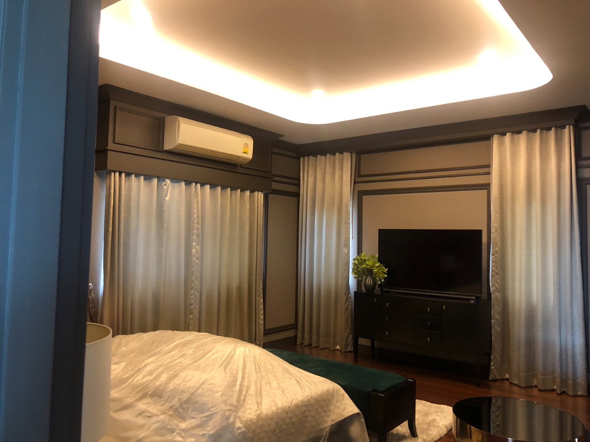 รูป ขายบ้านเดี่ยวหรู เศรษฐศิริ ปิ่นเกล้า กาญจนาภิเษก สาย2 หลังมุม ตามหลักฮวงจุ้ย อยู่แล้วรวยมาก บนพื้นที่ 140 ตารางวา 4ห้องนอน 4 ห้องน้ำ - รูปที่ 17/27