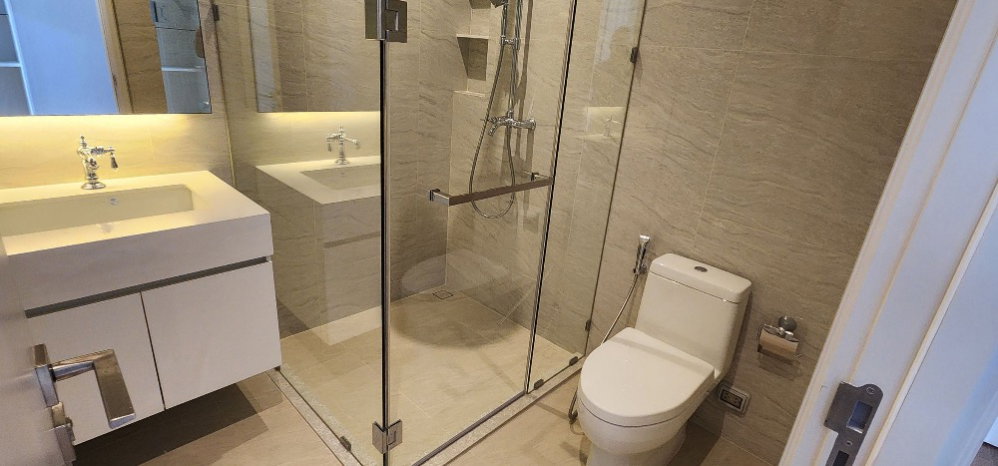 picture Condo for Rent: Muniq Langsuan Property Code | LNP-C14104 - 17/18