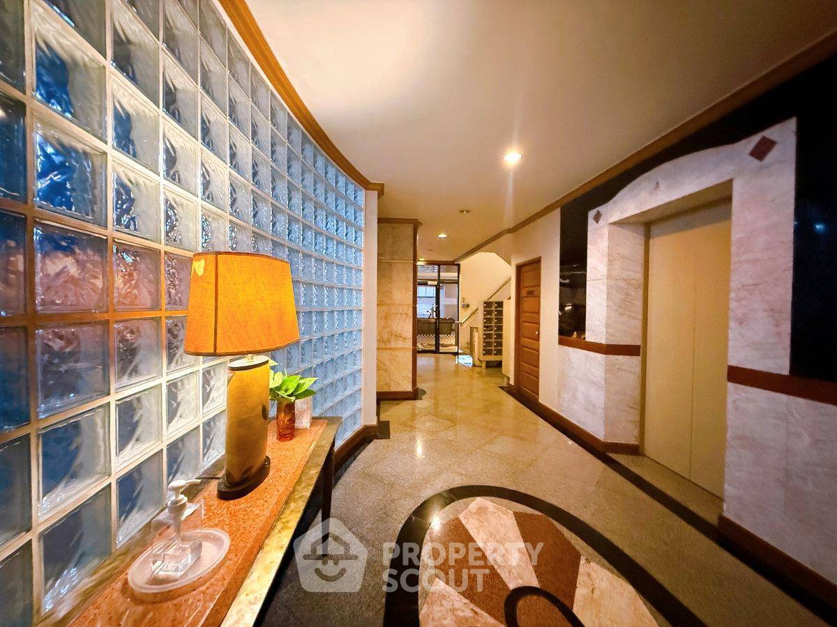 รูป คอนโด 2 ห้องนอน ขนาด 88 ตร.ม. อาคาร Aree Place สุขุมวิท 26 ใกล้ BTS พร้อมพงษ์ (ID 2912457) - รูปที่ 16/18