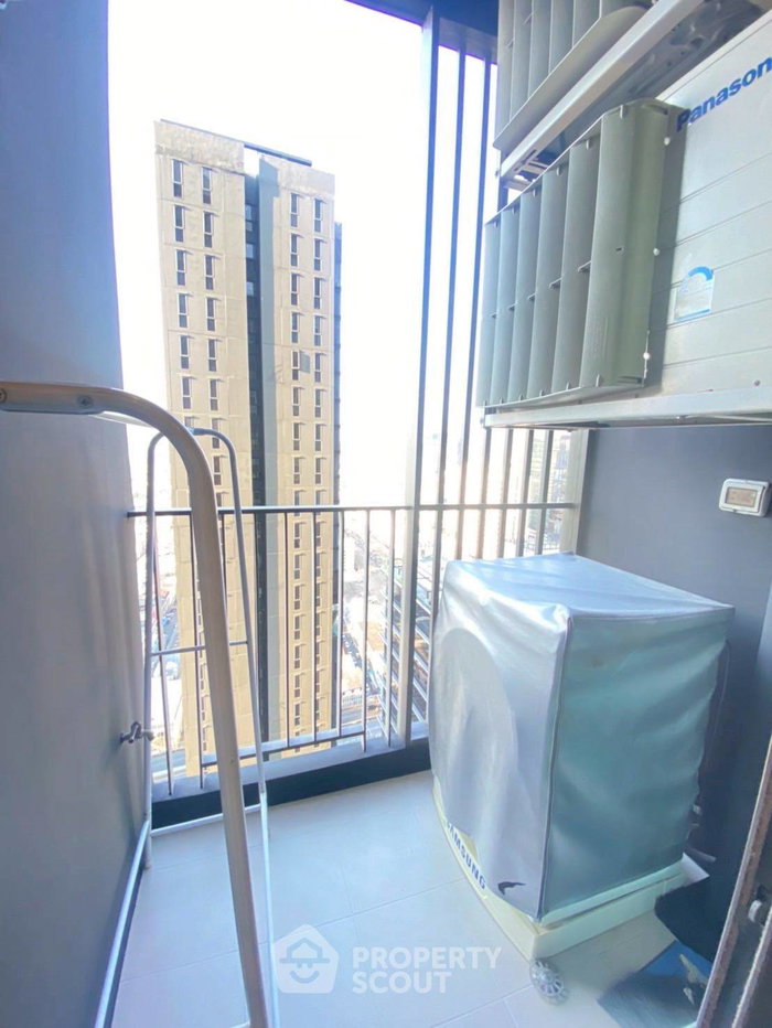 picture High-Floor 1-BR 32 Sqm At Life Asoke-Rama 9 near MRT Phra Ram 9 (ID 3100504) - 5/8