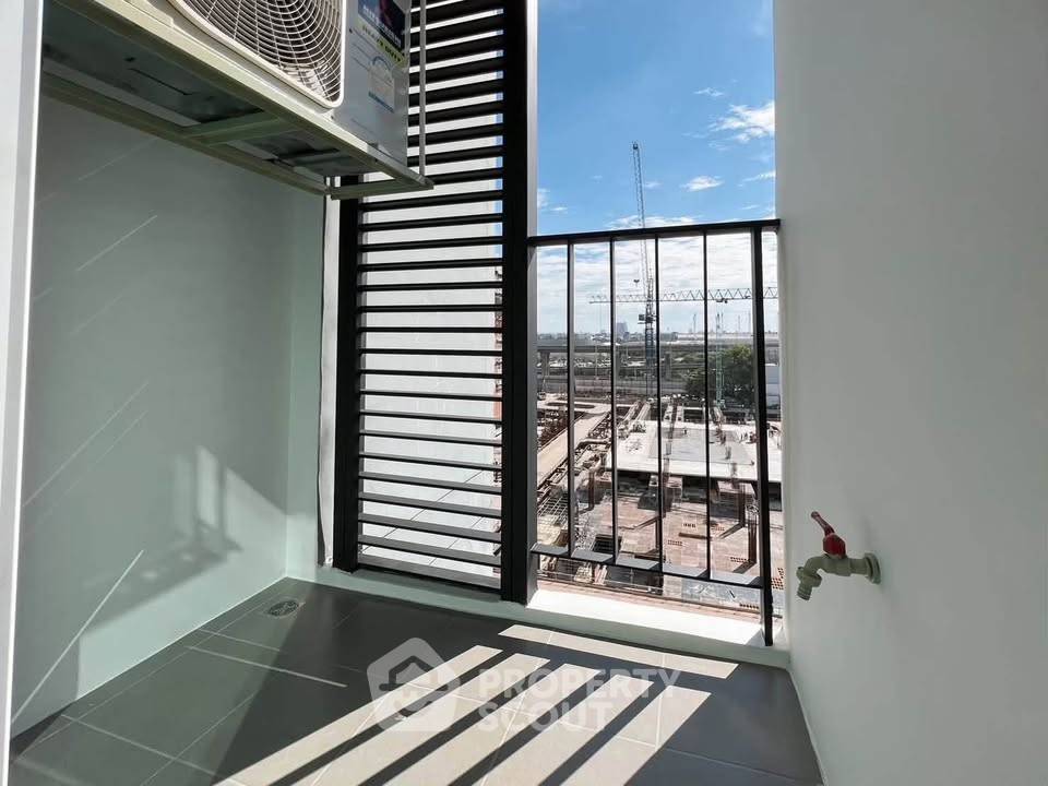 picture 1-BR 31 Sqm Condo At The Sky Sukhumvit, 8th Floor Near BTS Udom Suk (ID 3101889) - 15/15