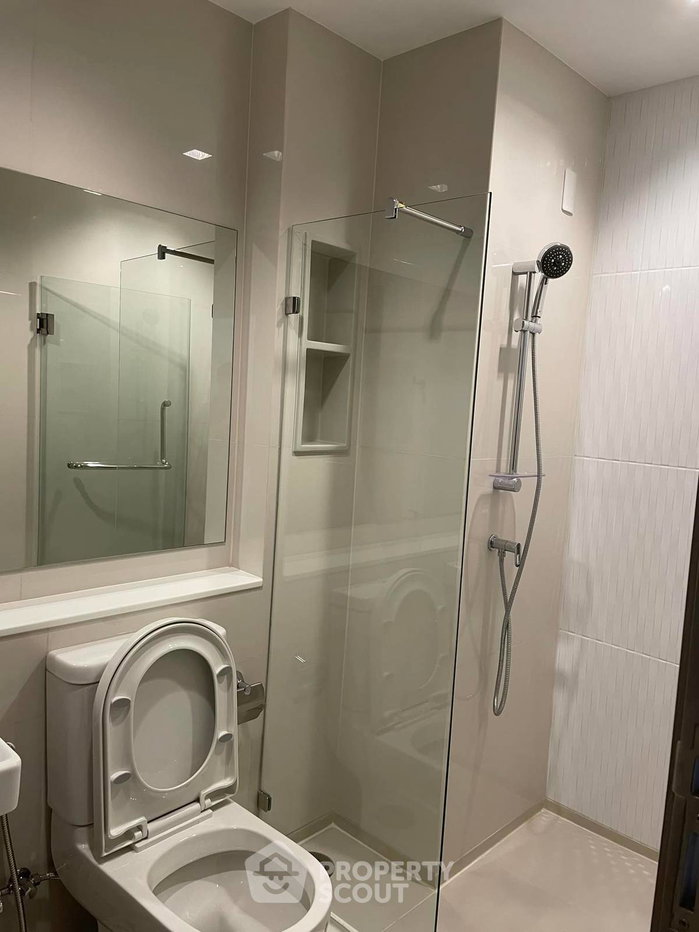 picture 23rd-Floor 1-BR Life Asoke - Rama 9, 300m To MRT Phra Ram 9 (ID 786802) - 10/19