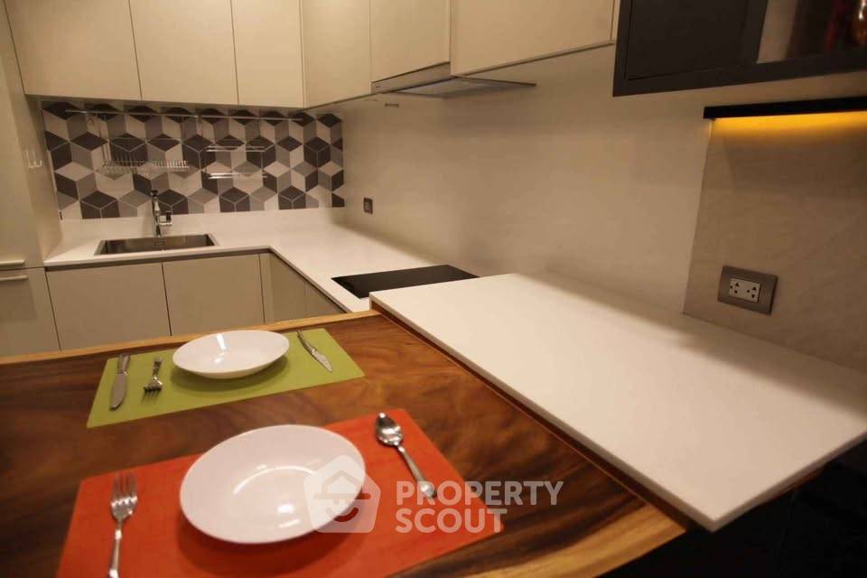 picture 35th-Floor 1-BR 65 Sqm At Magnolias Waterfront Residences, BTS Saphan Taksin (ID 3102348) - 8/11