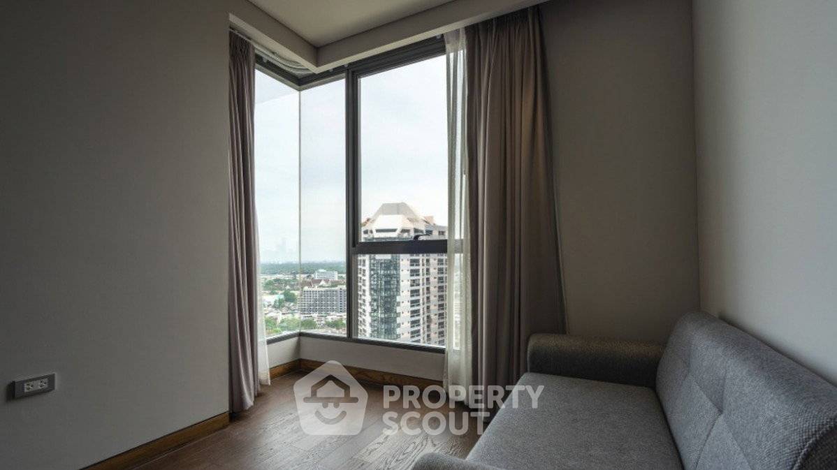 picture 2-BR Condo At The Lumpini 24, 22nd Floor, BTS Phrom Phong (ID 3099736) - 4/9