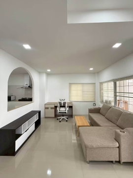 🏡 บ้านให้เช่า ทาวน์โฮม พร้อมเฟอร์นิเจอร์ ในตัวเมือง ทำเลดีมาก เดินทางสะดวก ใกล้เซ็นทรัล สนามบินเชียงใหม่ โรงพยาบาล ร้านสะดวกซื้อ