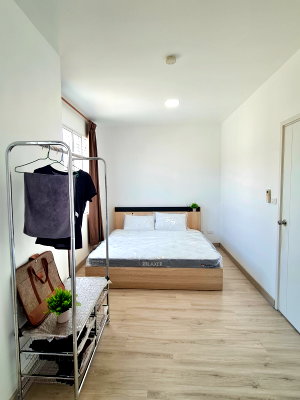 Townhouses for rent : (Expats are welcome)House for Rent – Pruksa Ville 84, Phaholyothin - Bangkok university - Fully furnished