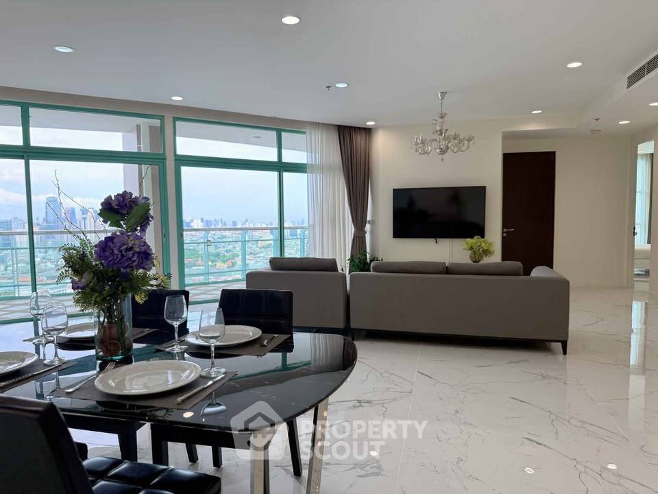 รูป คอนโด 3 ห้องนอน 200 ตร.ม. ชั้น 35 ที่ แชทริยม ริเวอร์ไซด์ฯ ใกล้ BTS สะพานตากสิน (ID 3099003) - รูปที่ 4/21