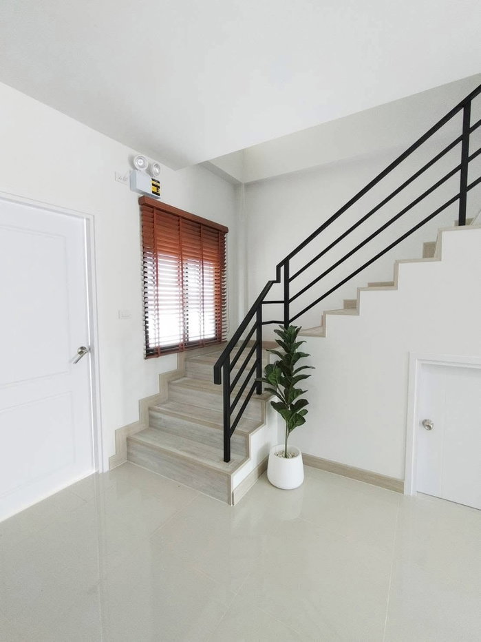 รูป บ้านสราญรมย์วิวทาวน์โฮม 2 ชั้น ฟังก์ชันครบ ที่ดินขนาดเริ่มต้น 17-31ตร.ว. @สันป่าตอง เชียงใหม่ T. 063-6649056 - รูปที่ 18/22
