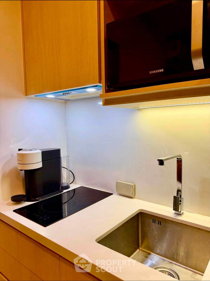 picture High-Floor 1-BR 42 Sqm Noble State 39, 400m to BTS Phrom Phong (ID 3102961) - 5/9