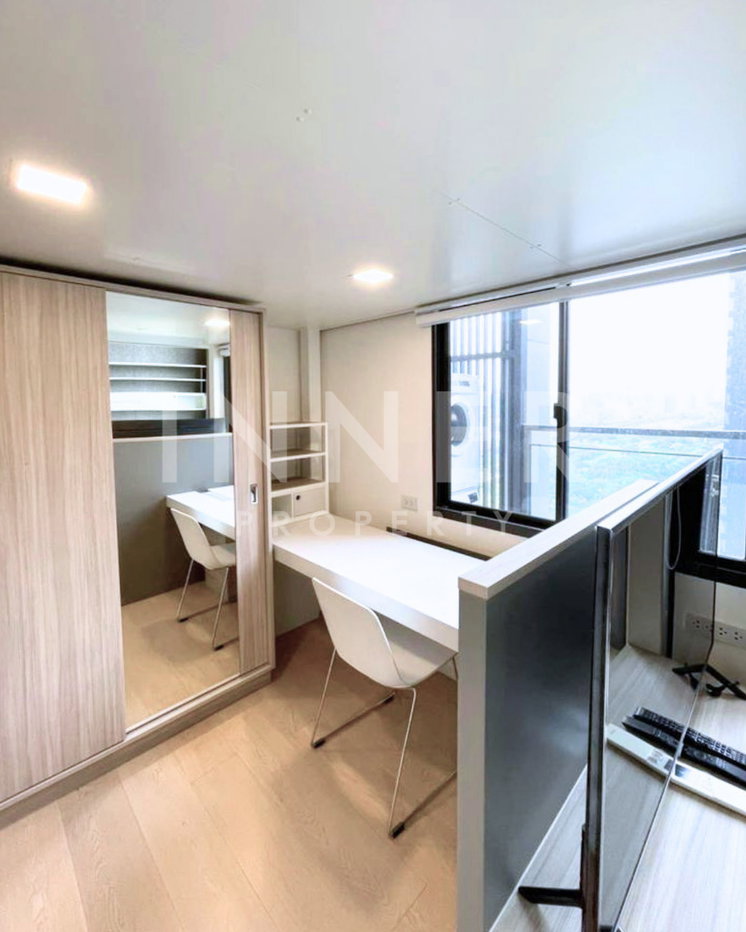 picture Near MRT Rama 9🏙️(For Rent) Chewathai Residence Asoke 💵 23,000 THB (Duplex - Loft, 37 sqm) - 2/10