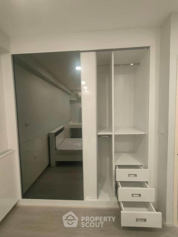 picture 2-BR 98 Sqm Condo At Somkid Place, 400m to BTS Chit Lom (ID 2103526) - 7/10