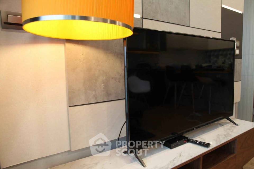picture 35th-Floor 1-BR 65 Sqm At Magnolias Waterfront Residences, BTS Saphan Taksin (ID 3102348) - 4/11