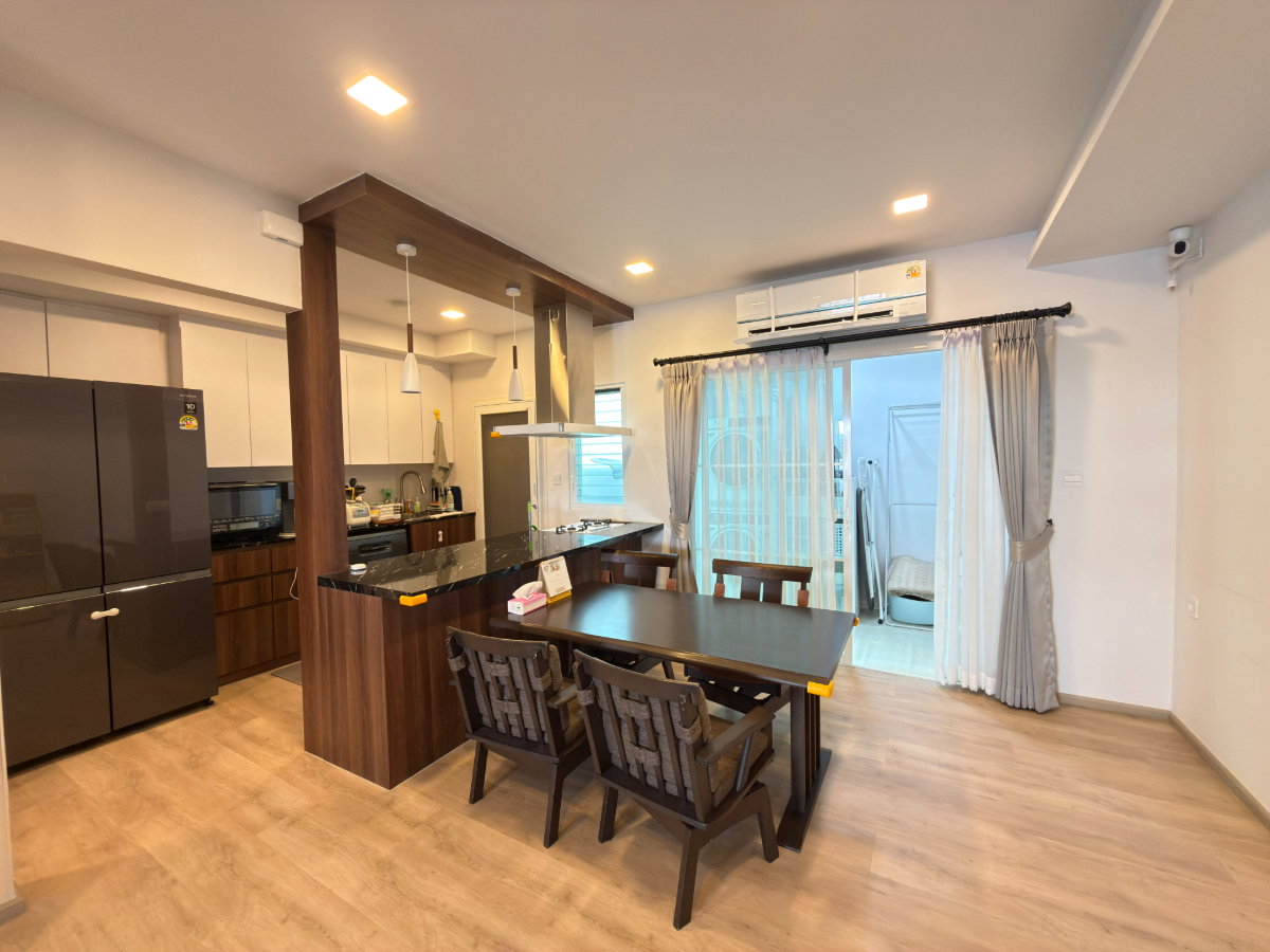 รูป [ขาย] ทาวน์โฮม Villaggio 3 สภาพใหม่กริบ! ต่อเติมครบจบพร้อมอยู่ 3 นอน 3 น้ำ เพียง 4.99 ล้านบาท - รูปที่ 9/27