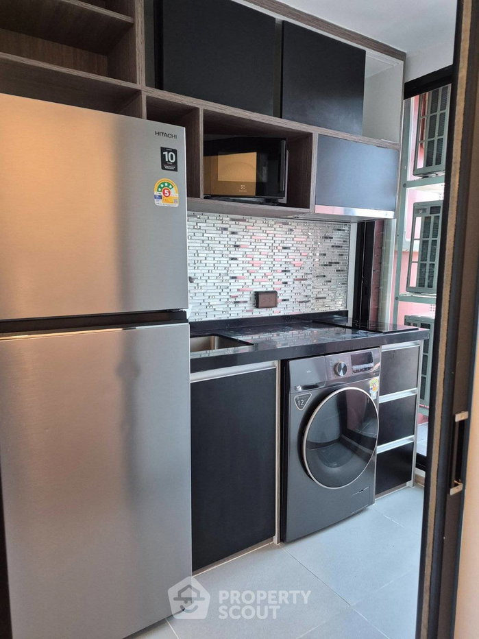 picture 1-BR Condo For Rent, Cybiq Ratchada 32, Near Chan Kasem (ID 3079968) - 3/4