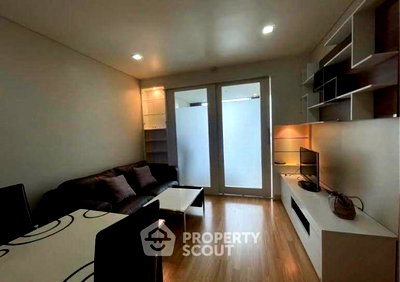 Condos for rent : Well-Priced 1-BR 40 Sqm At Le Luk Condominium, 200m to BTS Phra Khanong (ID 3039504)