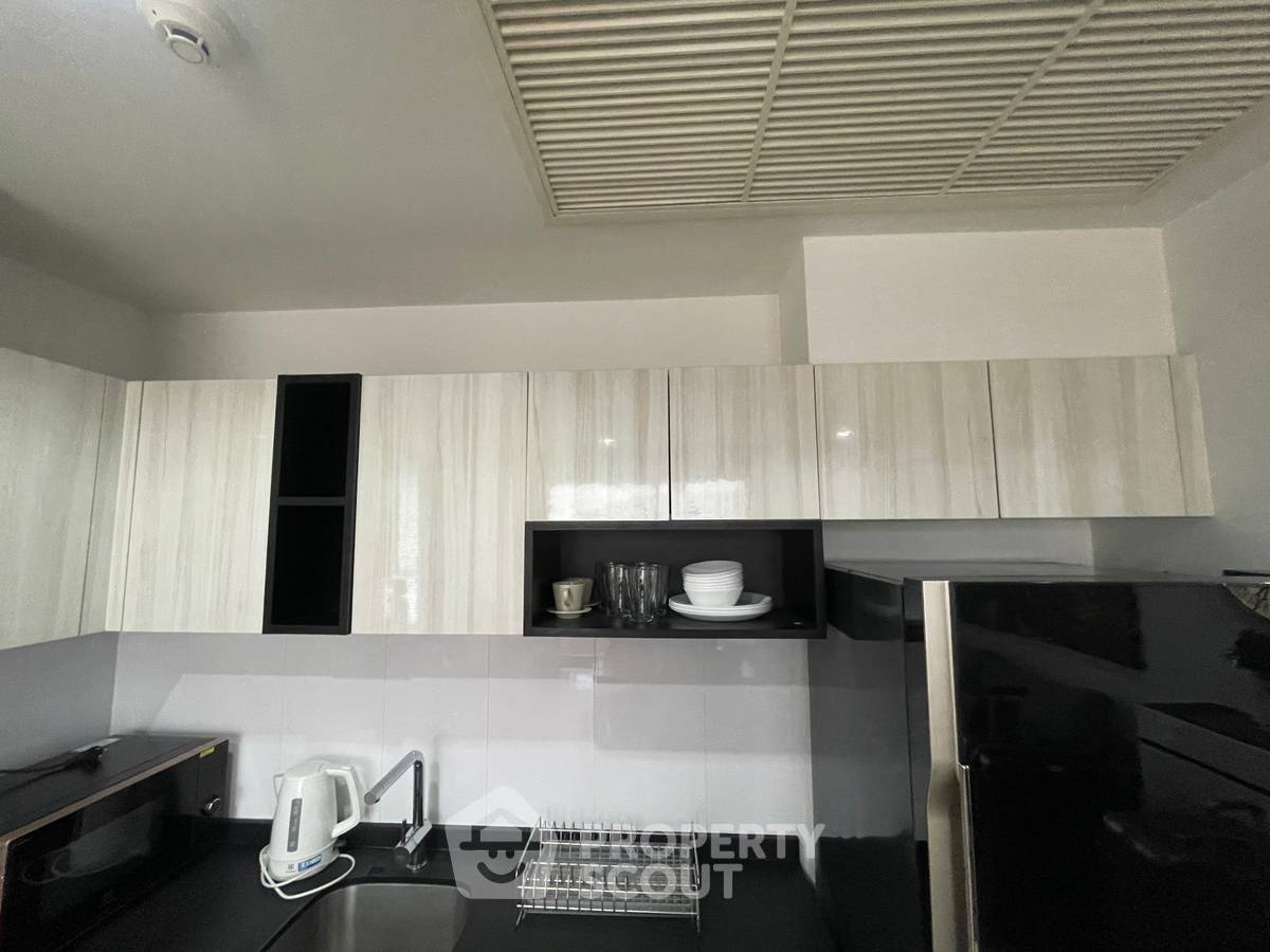 รูป คอนโด 1 ห้องนอน 48 ตร.ม. ชั้นสูง 31 ที่ HQ Thonglor ใกล้ BTS ทองหล่อ (ID 2259274) - รูปที่ 3/5