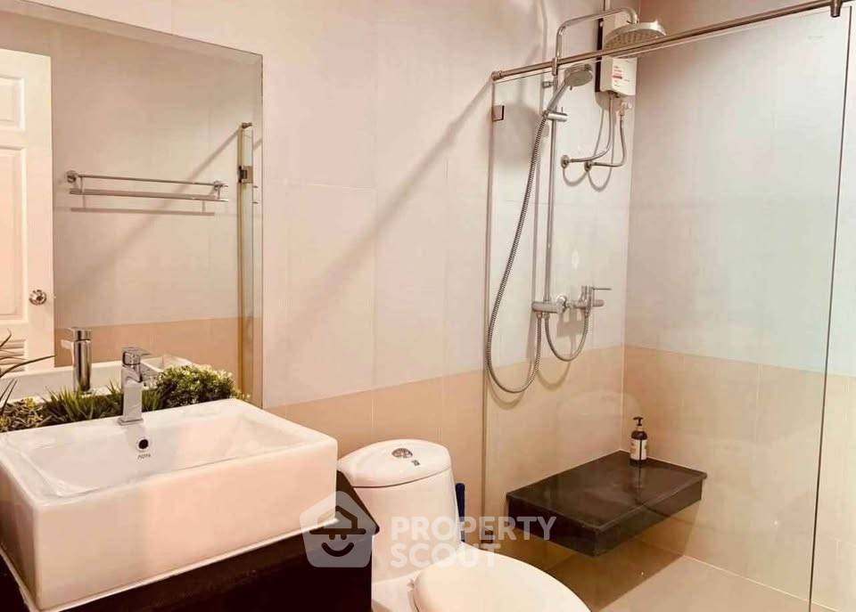 picture 2-BR 80 Sqm Condo At Sukhumvit Living Town, 300m to MRT Phetchaburi (ID 3101659) - 21/26